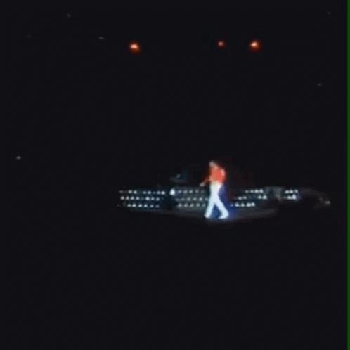 Freddie Mercury Thumping GIF - Freddie Mercury Thumping Tapping GIFs