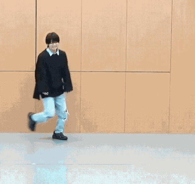 Nishimura Takuya Lil Kansai GIF - Nishimura Takuya Lil Kansai Dancing GIFs