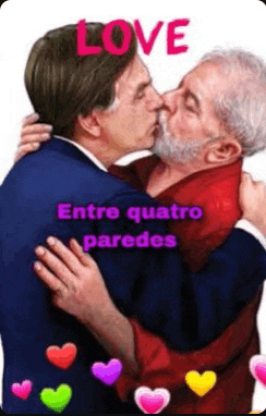 two men kissing with the words love between quatro paredes below them