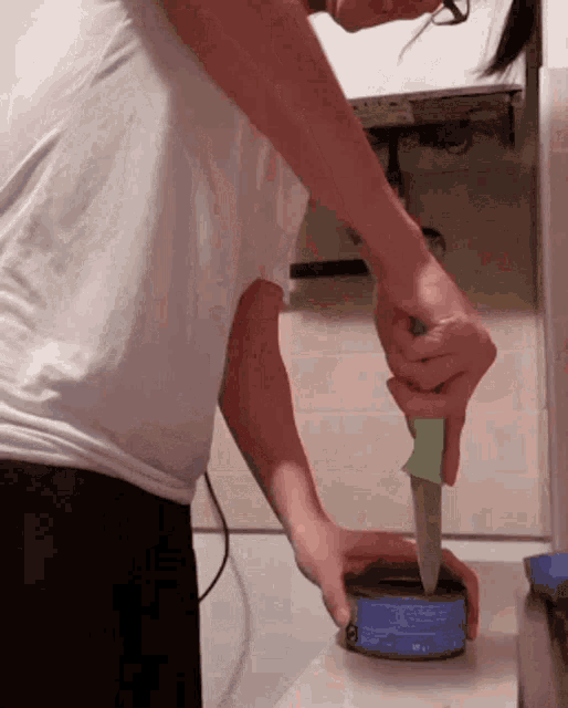 Una Cooking GIF - Una Cooking Opening Can GIFs