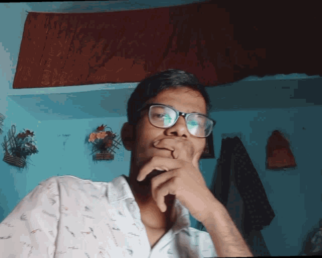 Thinking Anupam Kumar GIF - Thinking Anupam Kumar Thaught GIFs