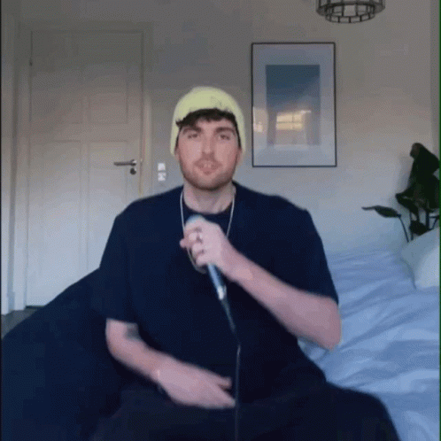 Peace Duncan Laurence GIF - Peace Duncan Laurence Dl2021 GIFs