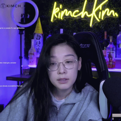 Kimchkim Kim GIF - Kimchkim Kimch Kim GIFs