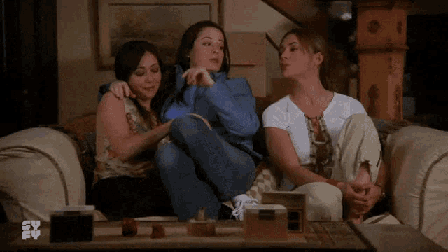 Charmed Piper GIF - Charmed Piper Phoebe GIFs