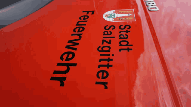 a red car with the words stadt salzgitter feuerwehr on it