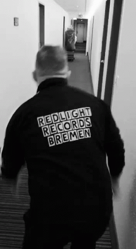 Lorinho Redlight Records Bremen GIF - Lorinho Redlight Records Bremen Jump GIFs