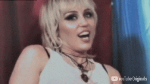 Smile Miley Cyrus GIF - Smile Miley Cyrus Released GIFs