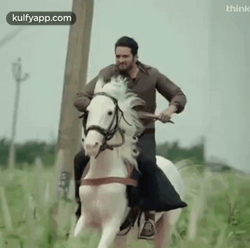 Entry.Gif GIF - Entry Santhanam Actor GIFs