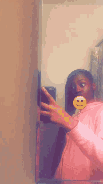 Mirror Selfie Phone GIF - Mirror Selfie Phone Emoji GIFs