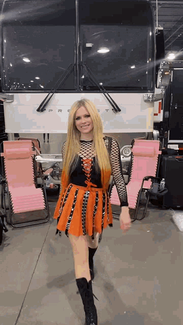 Avril Lavigne Molstycoochie GIF - Avril Lavigne Molstycoochie Stan Twt GIFs