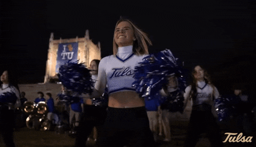 a group of cheerleaders from tulsa are dancing