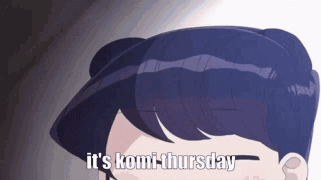 a close up of a person 's head with the words it 's komi thursday written on it
