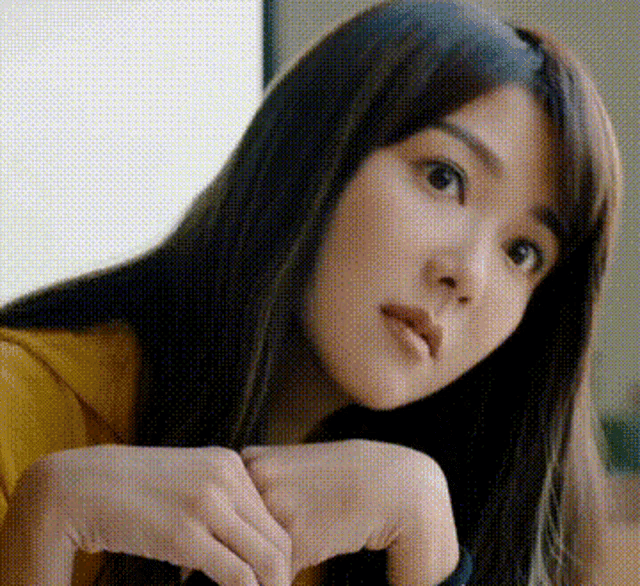 Fiona_sit GIF