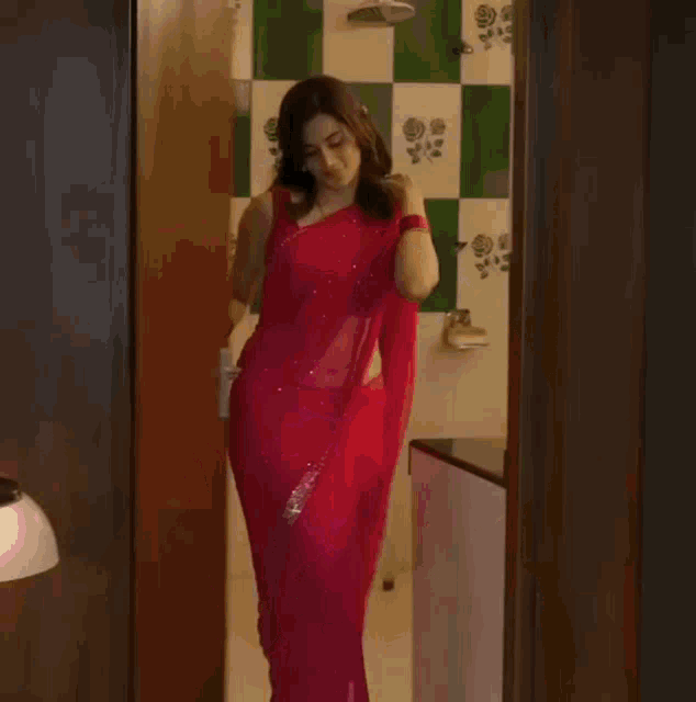 Saree Sareefans GIF - Saree Sareefans Bollywood GIFs