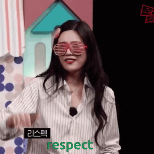 Sooyoung Respect Rv Joy Respect GIF - Sooyoung Respect Rv Joy Respect Sooyoung Mmtg GIFs