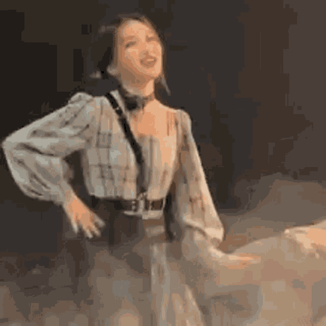 Gowon Loona GIF - Gowon Loona Pose GIFs