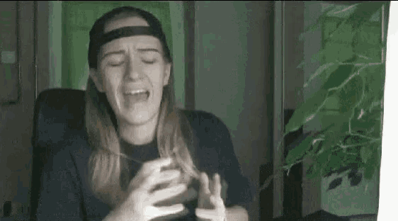 Mar Megint Kitty Serious GIF