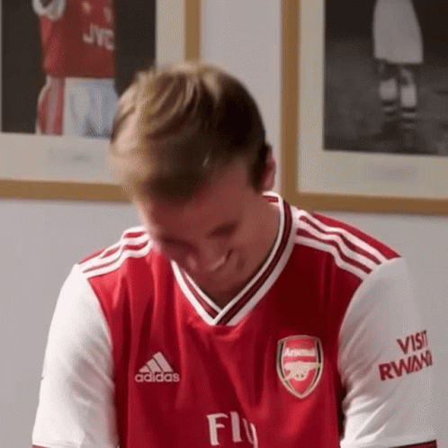 Arsenal Rob Holding GIF - Arsenal Rob Holding GIFs