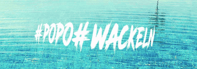 a swimming pool with the words #popo #wackeln above it