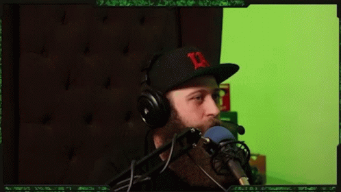 Capt Capt Dirtybeard GIF - Capt Capt Dirtybeard What Just Happened GIFs