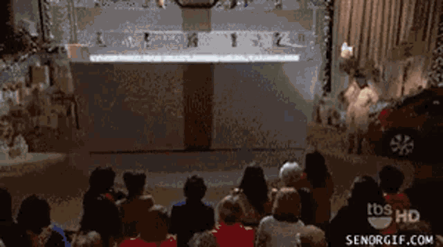 Bees Fly GIF - Bees Bee Fly GIFs