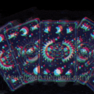 a bunch of cards are displayed in a dark room with the words " менеджмент первой линии " in the lower right corner