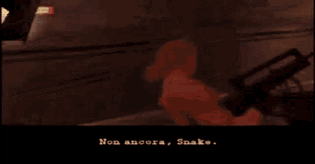 a video game screen shows a woman holding a gun and says non è ancora finita !
