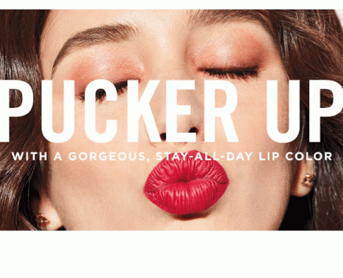 Pucker Up Lipstick GIF - Pucker Up Lipstick Makeup GIFs