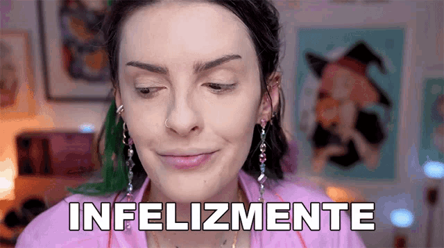 a woman with green hair is making a funny face and the word infelizmente is above her