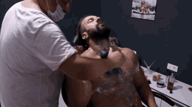Massage Turkish GIF - Massage Turkish Bodybuilder GIFs