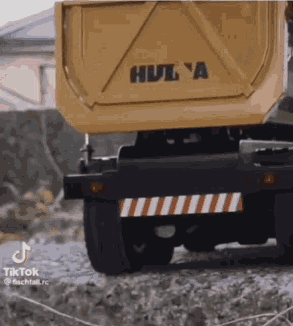 Dump Truck GIF - Dump Truck Middle GIFs