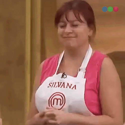 Dos Pulgares Arriba Silvana GIF - Dos Pulgares Arriba Silvana Master Chef Argentina GIFs