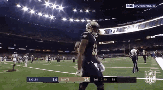 a football game between the eagles and the saints on fox divisional