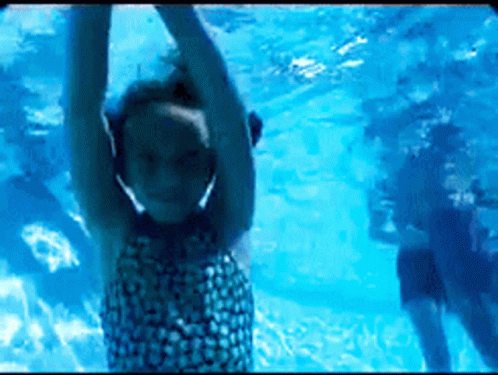 Olsen Twins Swimming GIF - Olsen Twins Swimming Pool Party GIFs