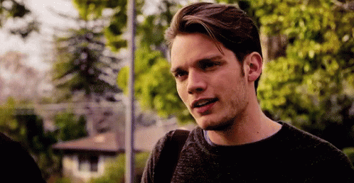 Dominic Sherwood What GIF - Dominic Sherwood What Confused GIFs