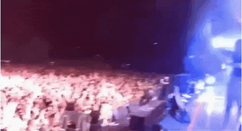 The Prodigy Liam Howlett GIF - The Prodigy Liam Howlett Onstage GIFs
