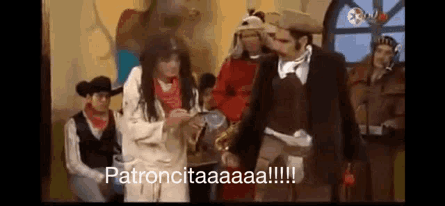 Patroncitaaa Tunko GIF