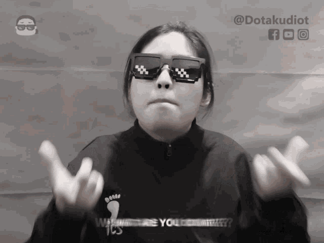 Dotakudiot Deaf GIF