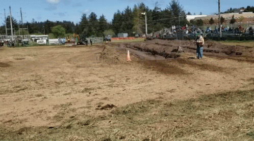 Newport Mud Drags GIF - Newport Mud Drags Off Road GIFs