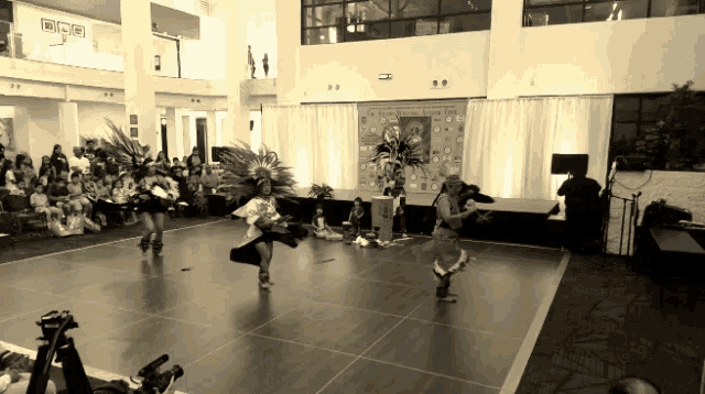 Aztecdance Mexicandance GIF - Aztecdance Mexicandance Dance GIFs