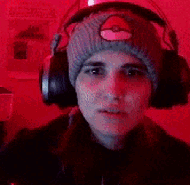 Lezbniihonest GIF