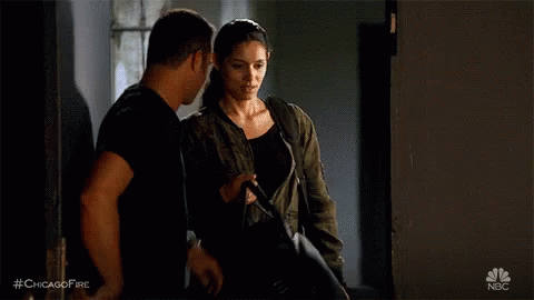 Taylor Kinney Moving In GIF - Taylor Kinney Moving In Chicago Fire GIFs