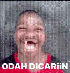 a man with a beard and mustache is making a funny face with the words odah dicariin on the bottom
