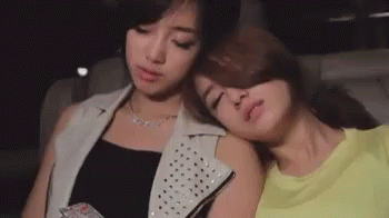 Eunyeon Sleeping GIF - Eunyeon Sleeping Sisters GIFs