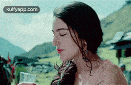 Sara Ali-khan.Gif GIF - Sara Ali-khan Sushant Singh-rajput Kedarnath GIFs