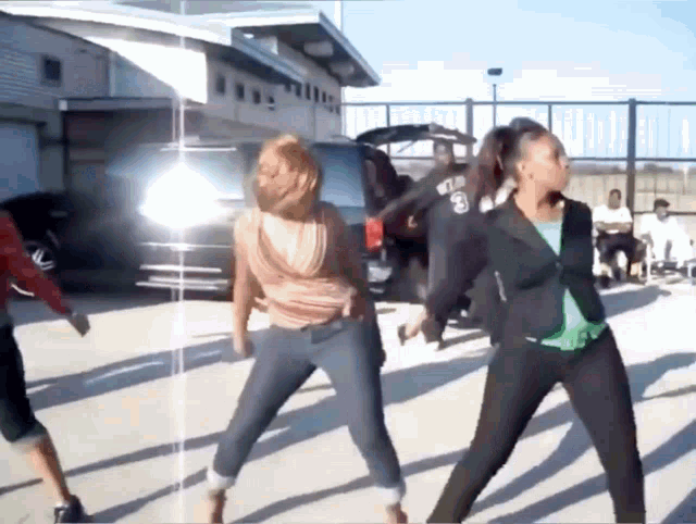 3three Black Women Dancing Dancing GIF - 3three Black Women Dancing Dancing Aunts GIFs