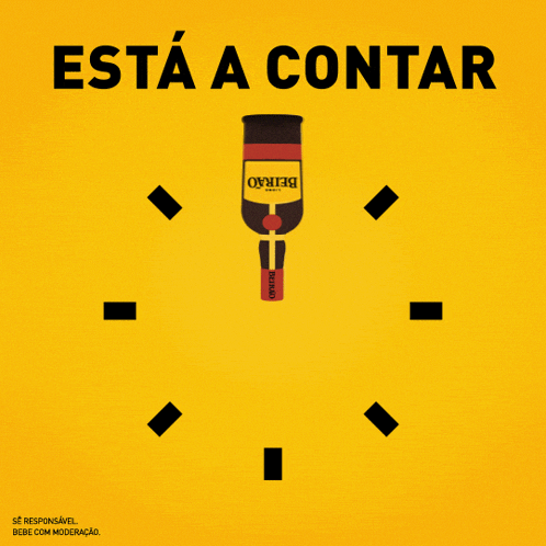 a clock with a bottle of bebidas on it