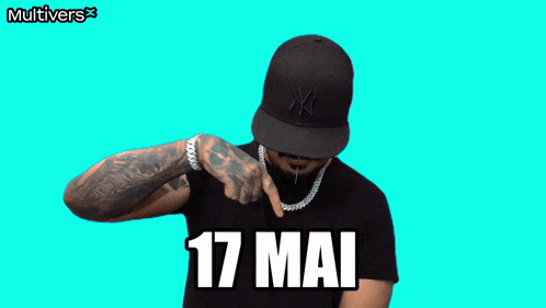 a man wearing a ny hat and a black shirt that says 17 mai