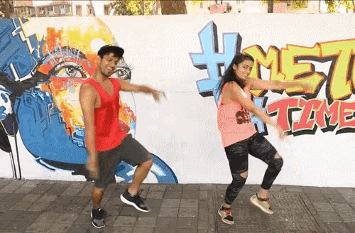 Street Dance Outdoors GIF - Street Dance Outdoors Pointing GIFs