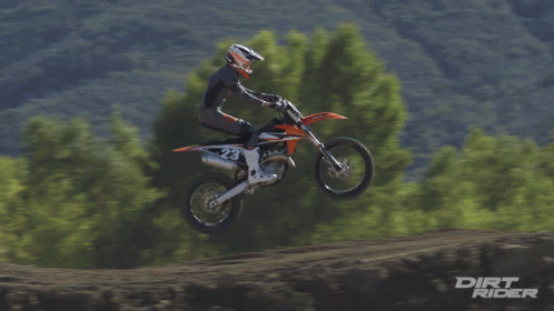 Land On The Back Wheel Dirt Rider GIF - Land On The Back Wheel Dirt Rider Ktm250sxf GIFs
